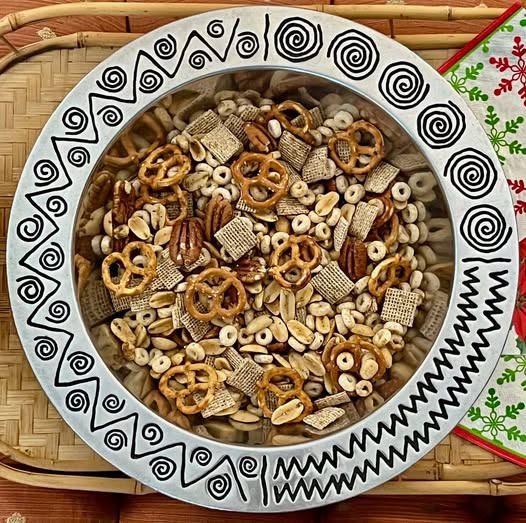 Mighty Feed Snack Mix