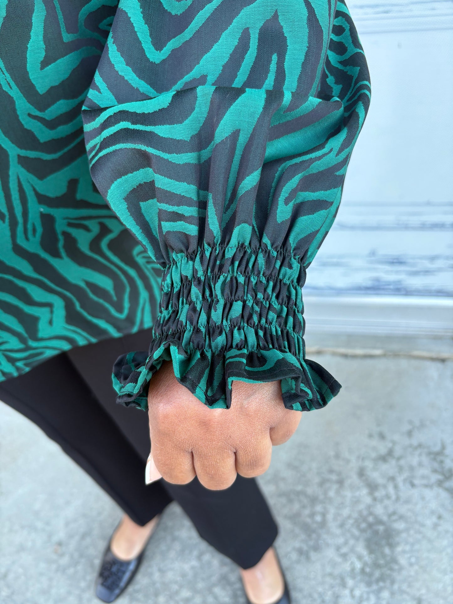 Alicia Zebra Jacquard Long Sleeve Popover Shirt