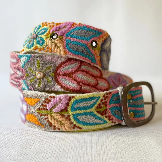 Folklorica floral cream embroidered wool belt.