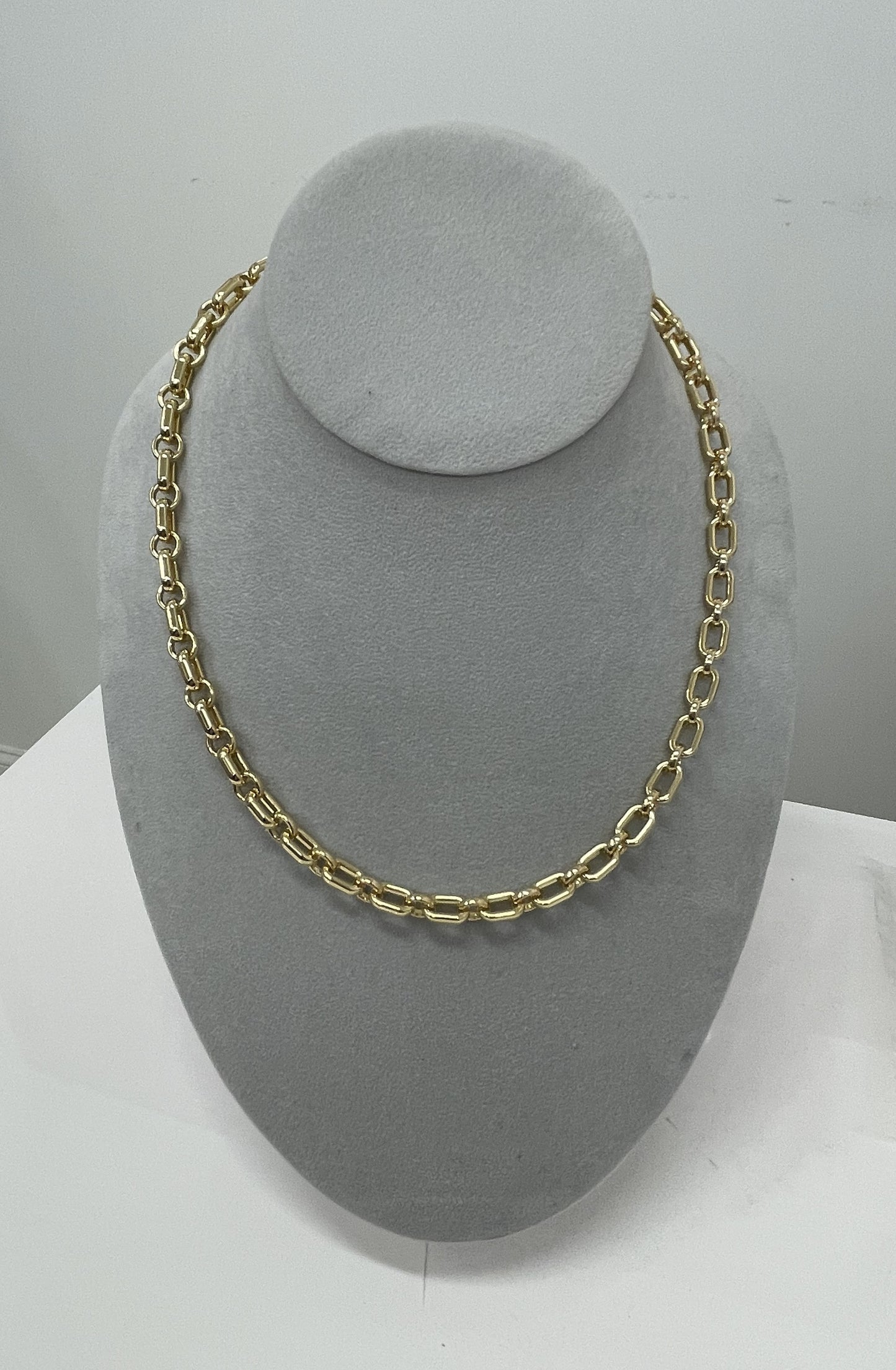 Magnetic Closure Small Gold Chain Link Necklace