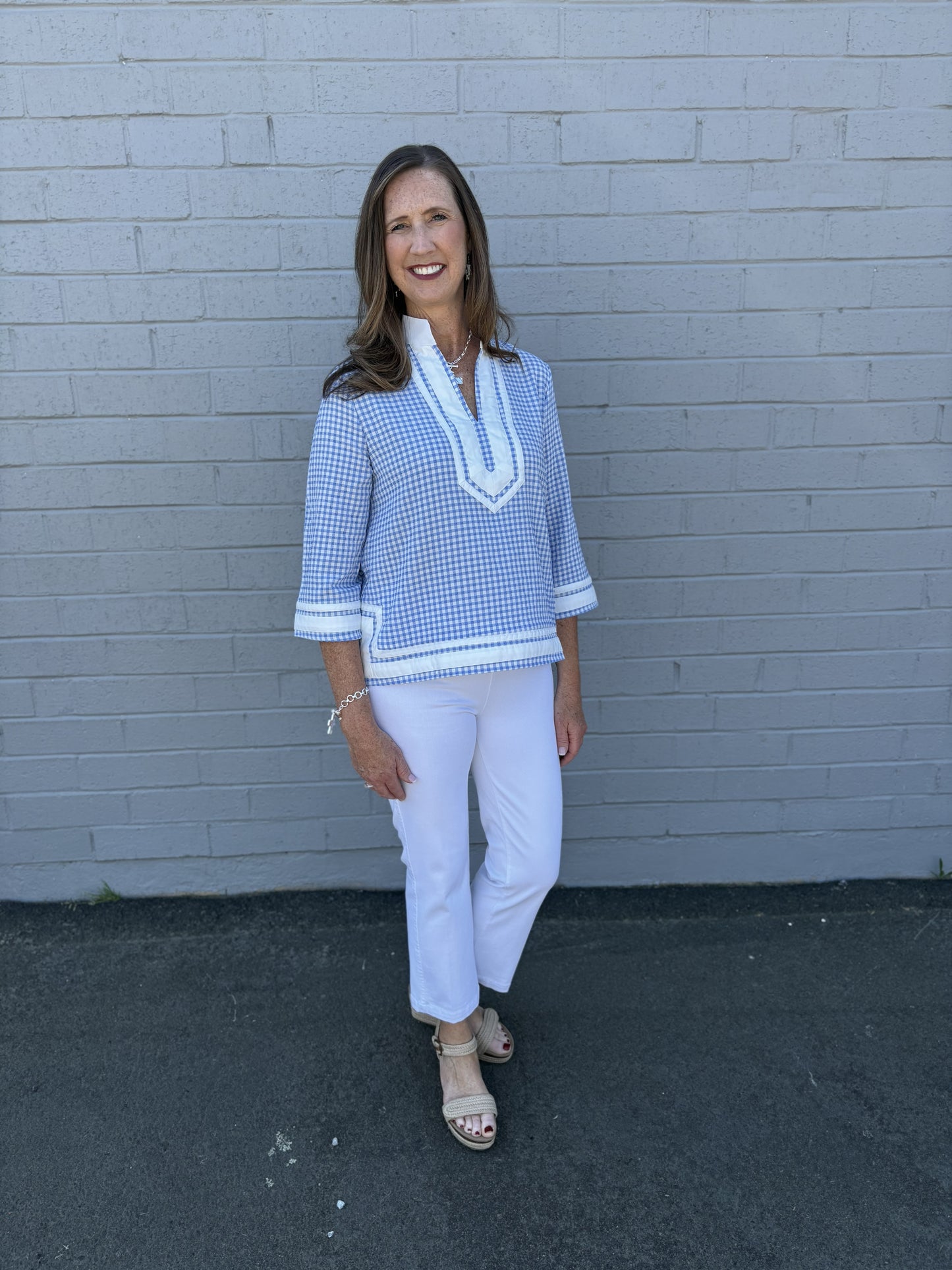 Adley Top