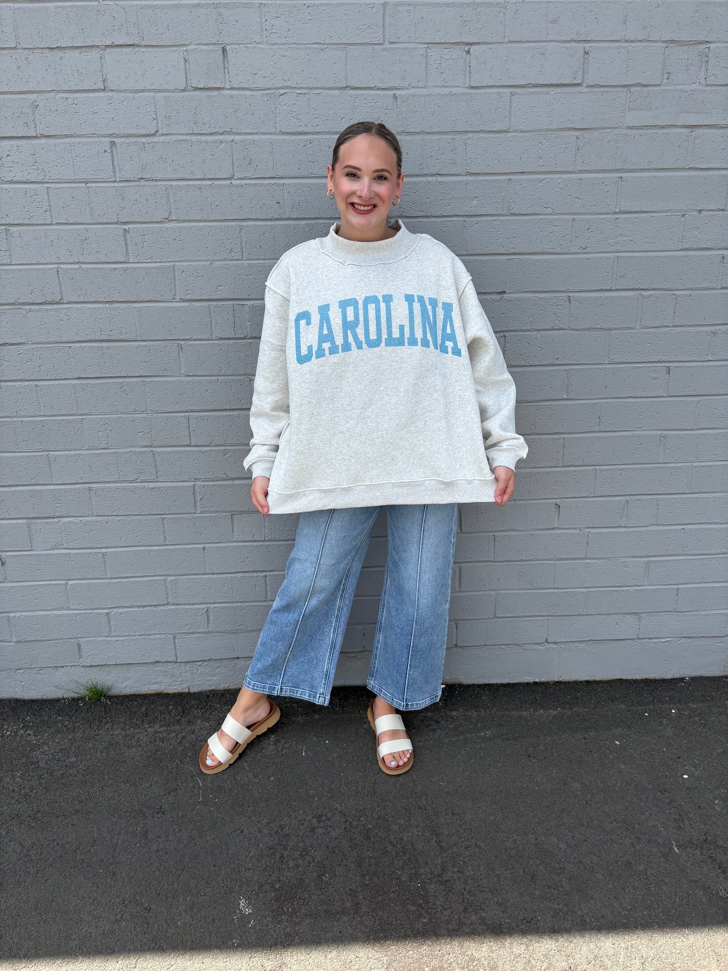 CAROLINA Reversible Mock-Neck Pullover